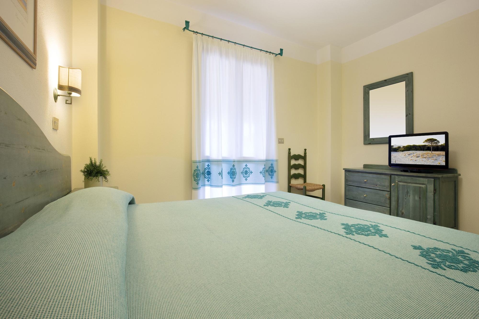 Nicolaus Club Torre Moresca 4* Orosei